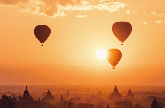 畫冊設(shè)計-嘉欣國際旅游形象畫冊設(shè)計